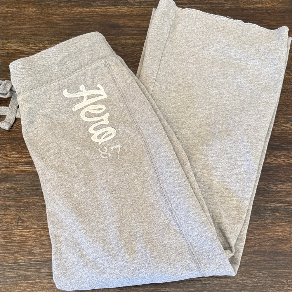 Aeropostale Wide Leg Gray Sweatpants Small